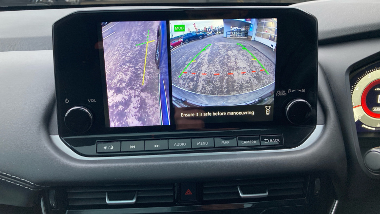 Nissan Qashqai 1.3 DiG-T MH 158 Premiere Edition 5dr Xtronic Petrol Hatchback